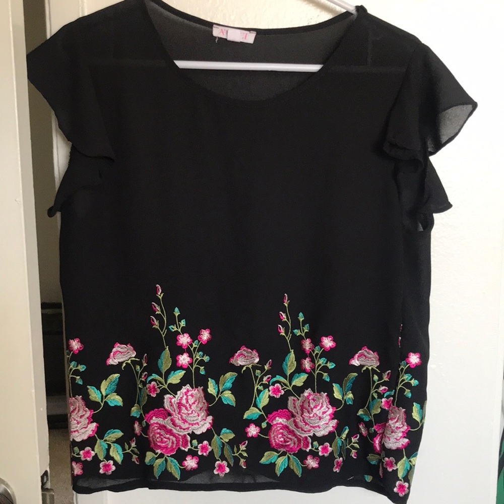 Agaci Black Blouse with flower Embroidery